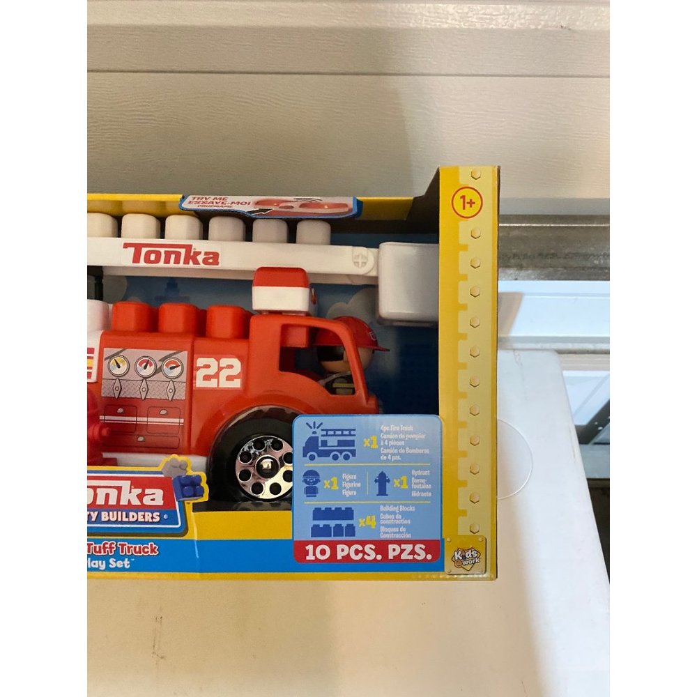 Tonka Mighty Builders Lights 'N Sounds Fire Tuff Truck Play Set - 10 pcs New - Picture 6 of 11